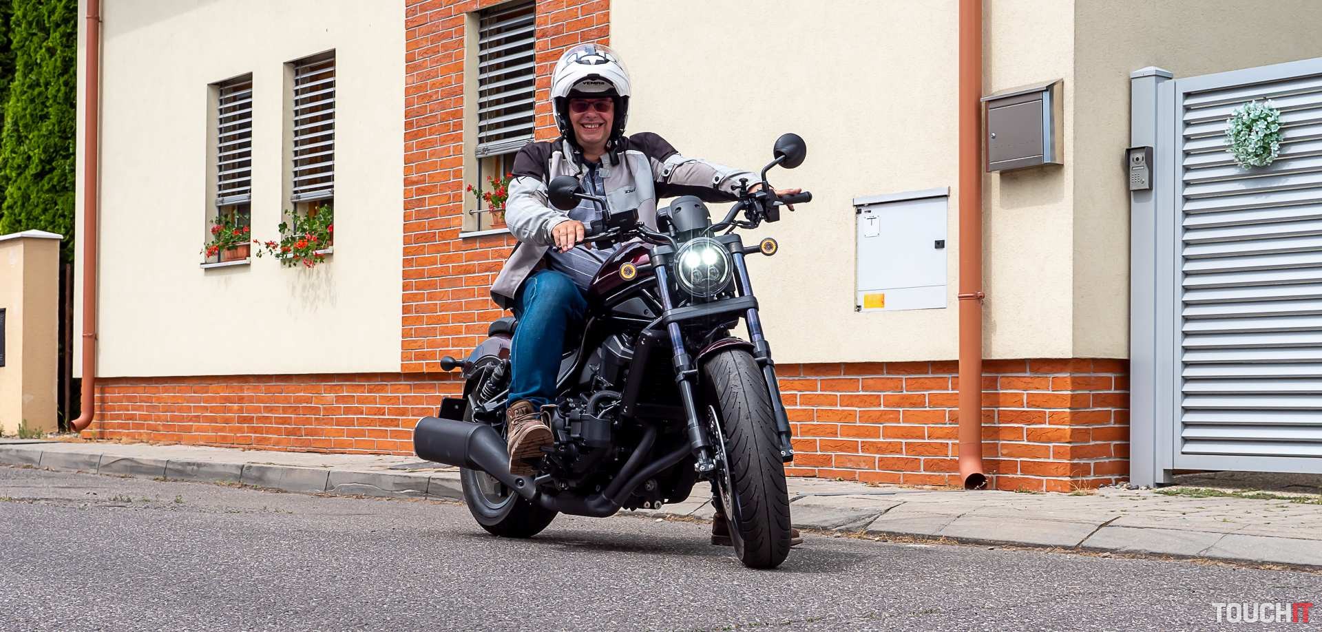 Honda Rebel 1100 DCT: Takto sa dá užívať leto (VIDEO TOUCHIT)