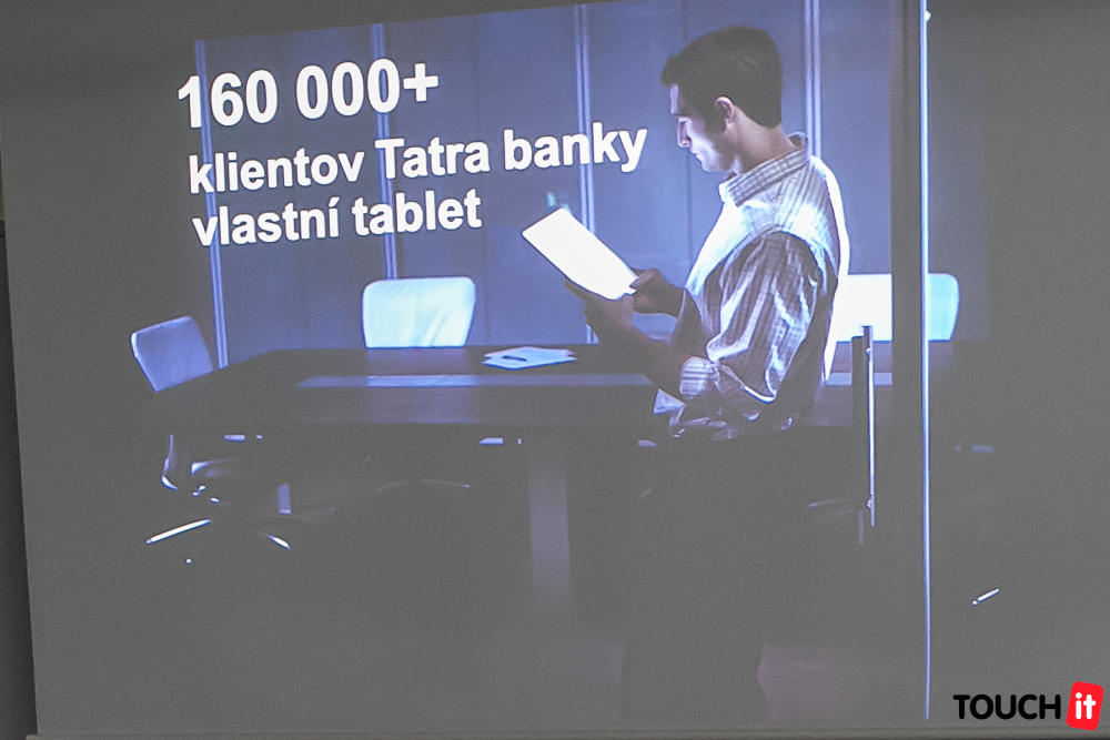 Pozrite si video z novej verzie aplikácie Tatra banka