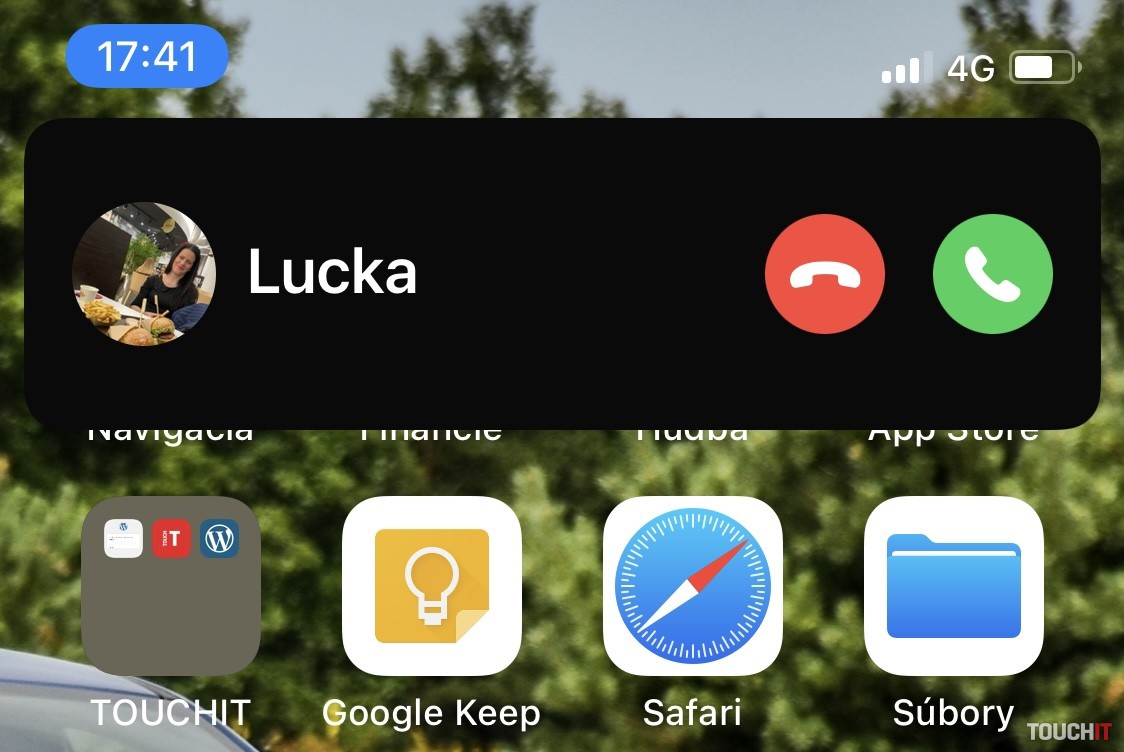 iOS 14: Ako zmeniť zobrazenie prichádzajúcich hovorov – banner alebo celá obrazovka?