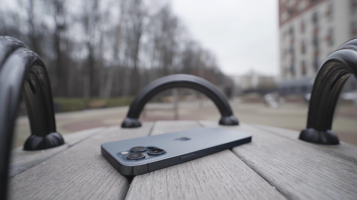 Ako zapnúť funkciu, ktorá dokáže nájsť vypnutý iPhone?  