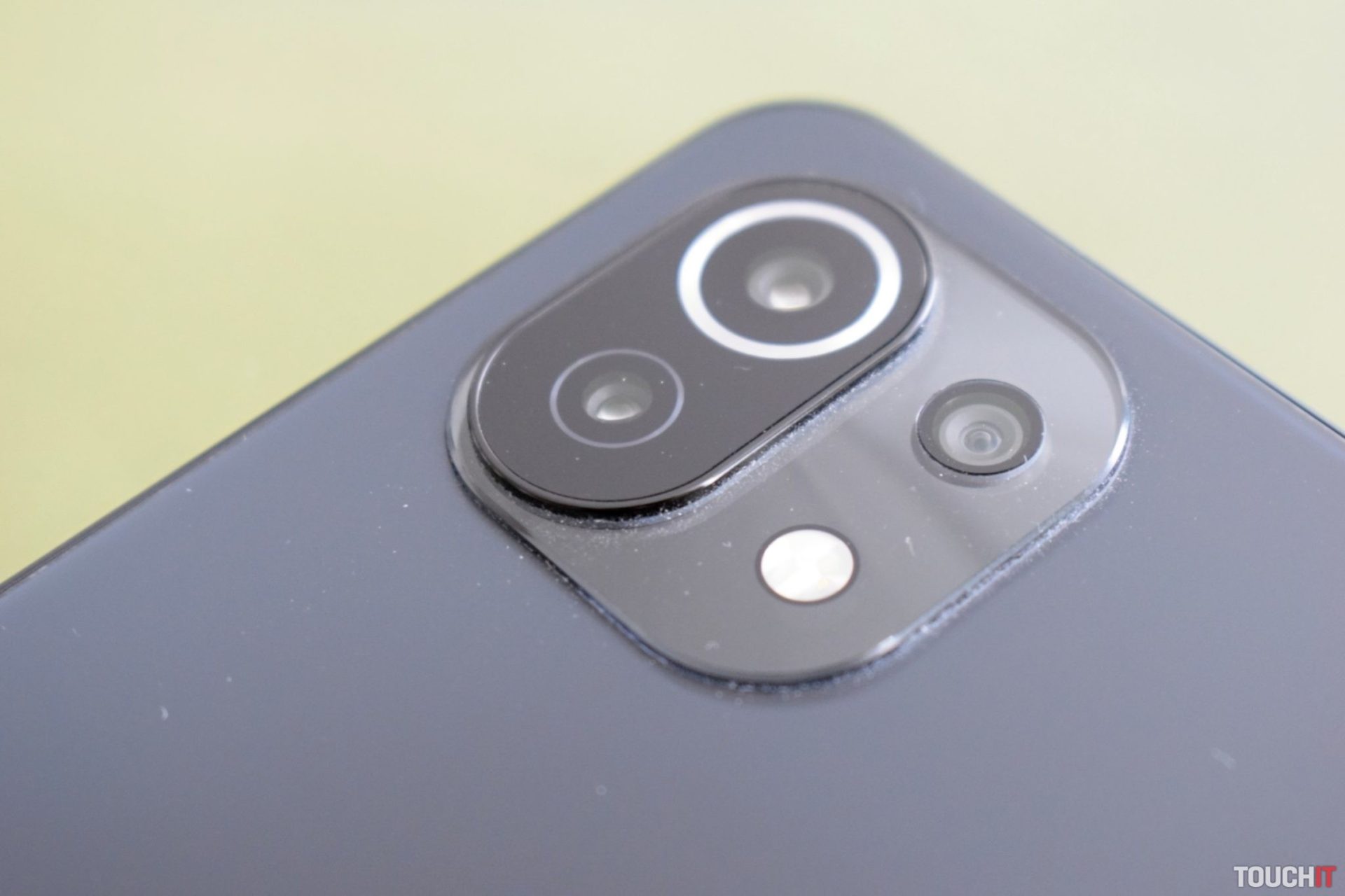 Ako zapnúť baterku namiesto fotoaparátu na Xiaomi?