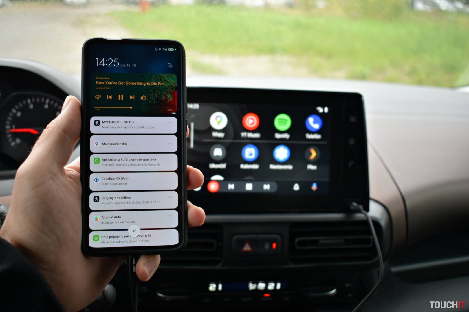 Android Auto umožní prehrávanie uložených skladieb aj s bezplatnou verziou YouTube Music