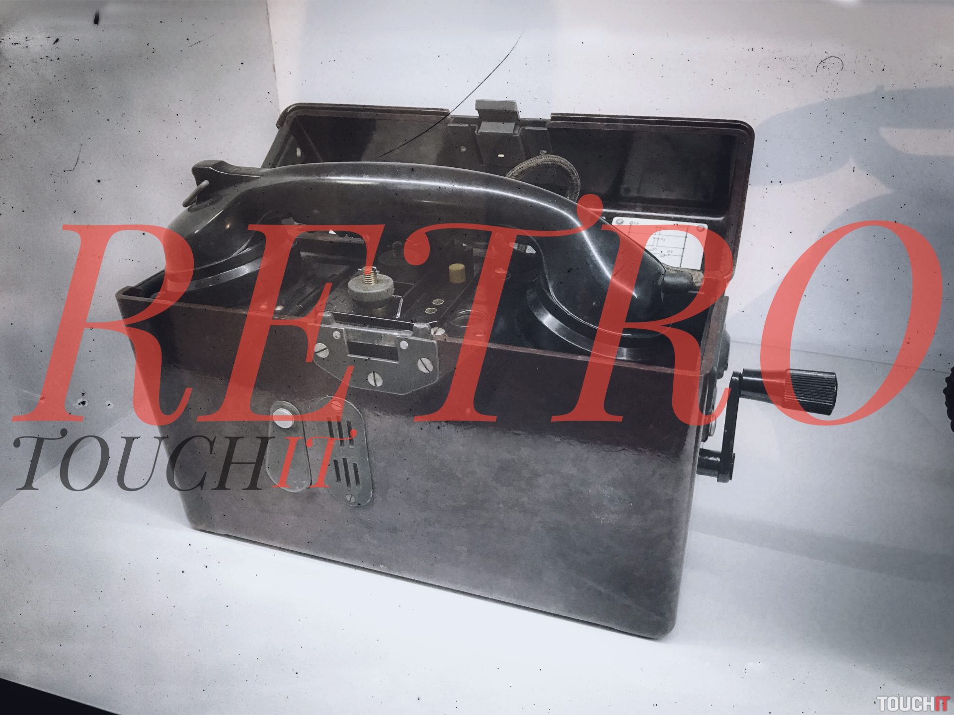 Zaspomínajte si s TOUCHIT: História telefonovania a klasických telefónov (fotogaléria)