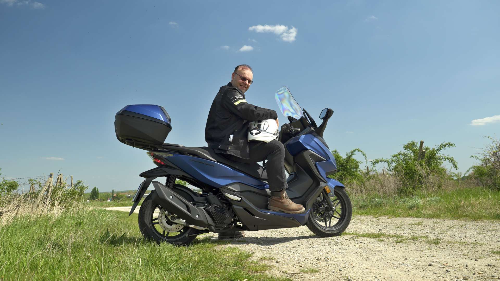 Honda Forza 125: takto má vyzerať skúter pre masy (VIDEO)