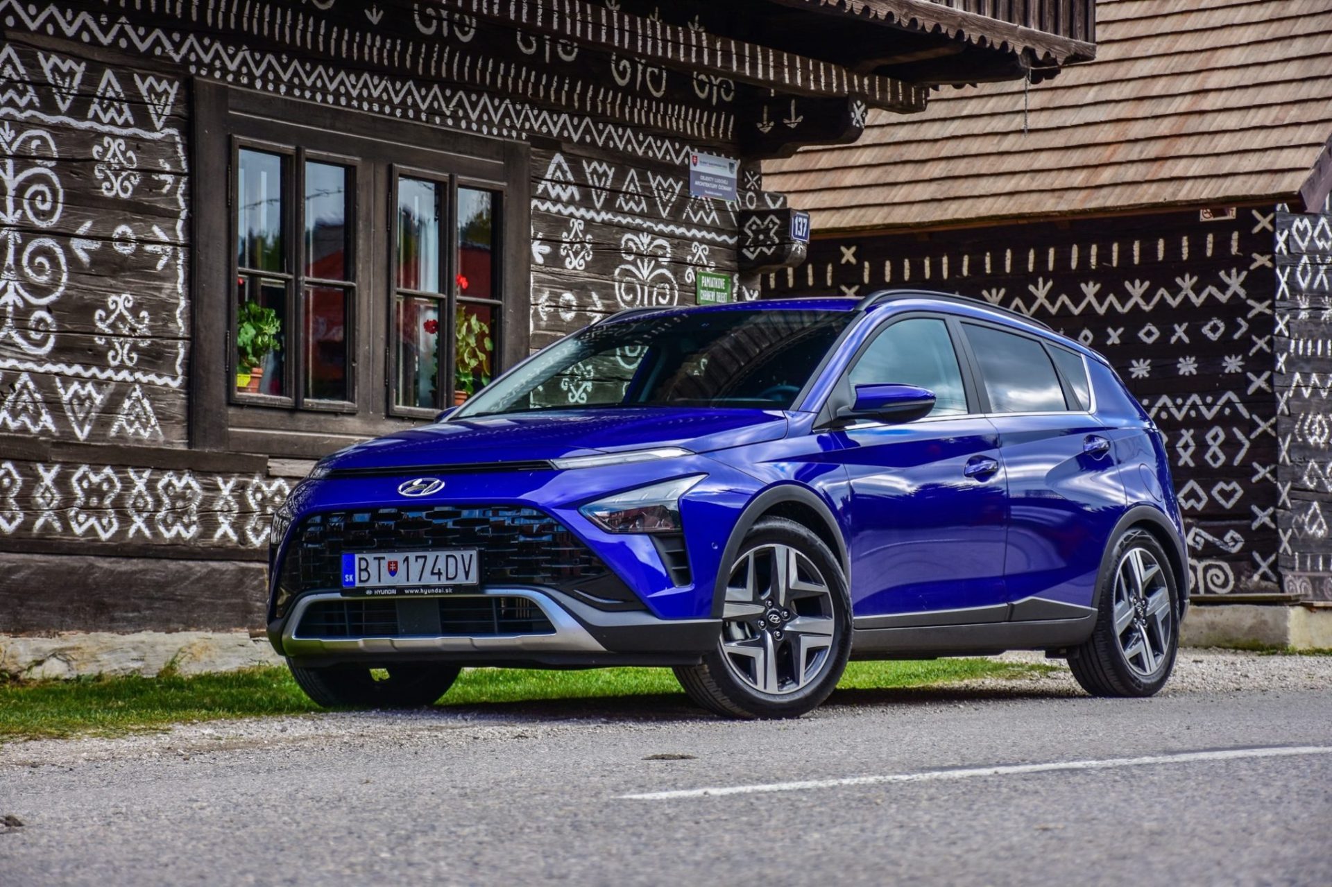 Hyundai BAYON Style 1.0 T-GDi: Extrovertný introvert (RECENZIA)