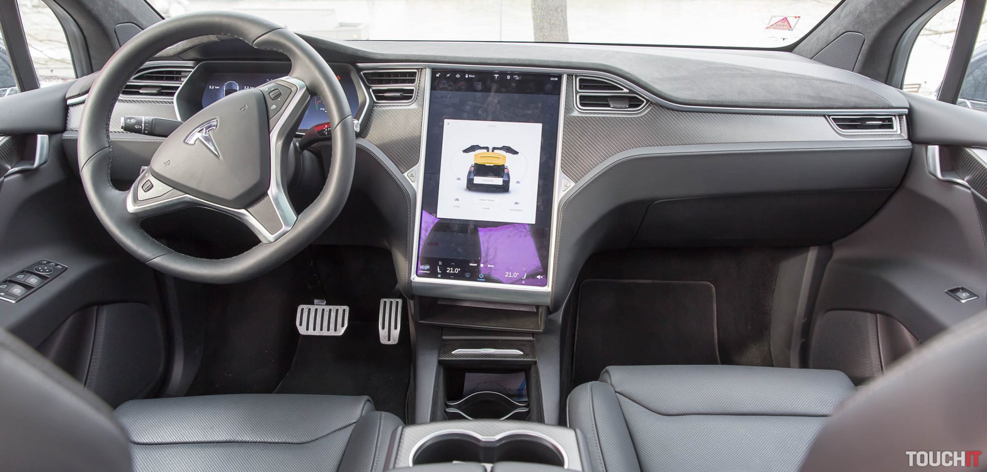 VIDEO TOUCHIT: Redakčný test Tesla Model X (doplnené o video)