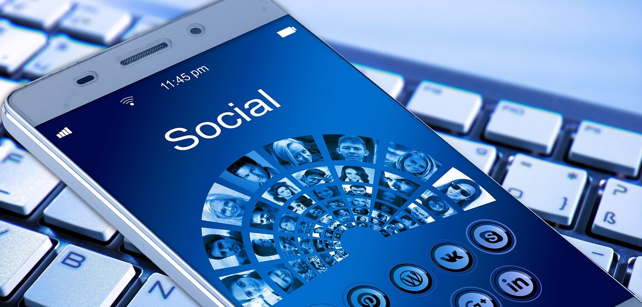 Ako si uložiť všetky vaše dáta z Facebooku?