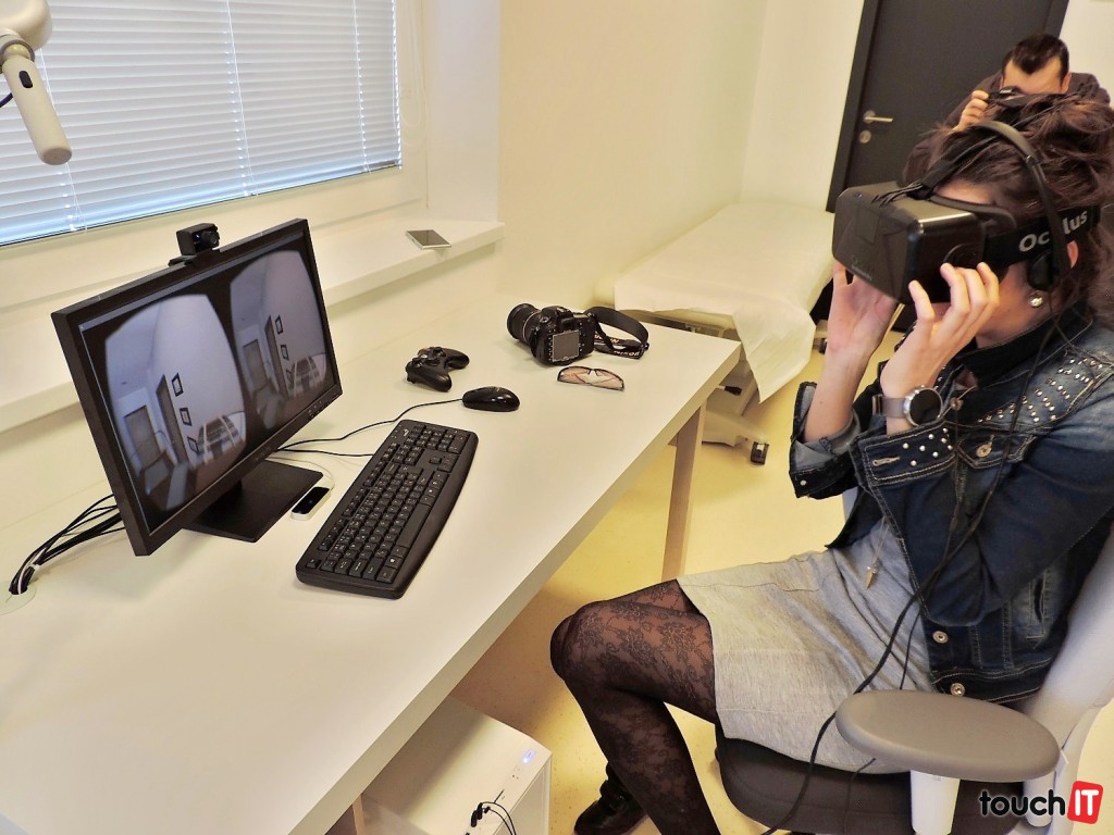 Virtuálna realita slúži aj na zábavu. V Martine sa však využíva najmä na liečbu tupozrakosti