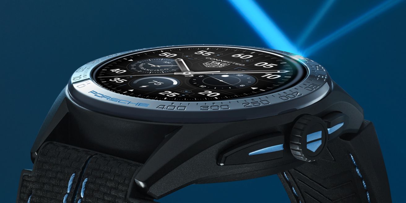TAG Heuer vyrobil luxusné inteligentné hodinky, ktoré je možné prepojiť s automobilmi Porsche
