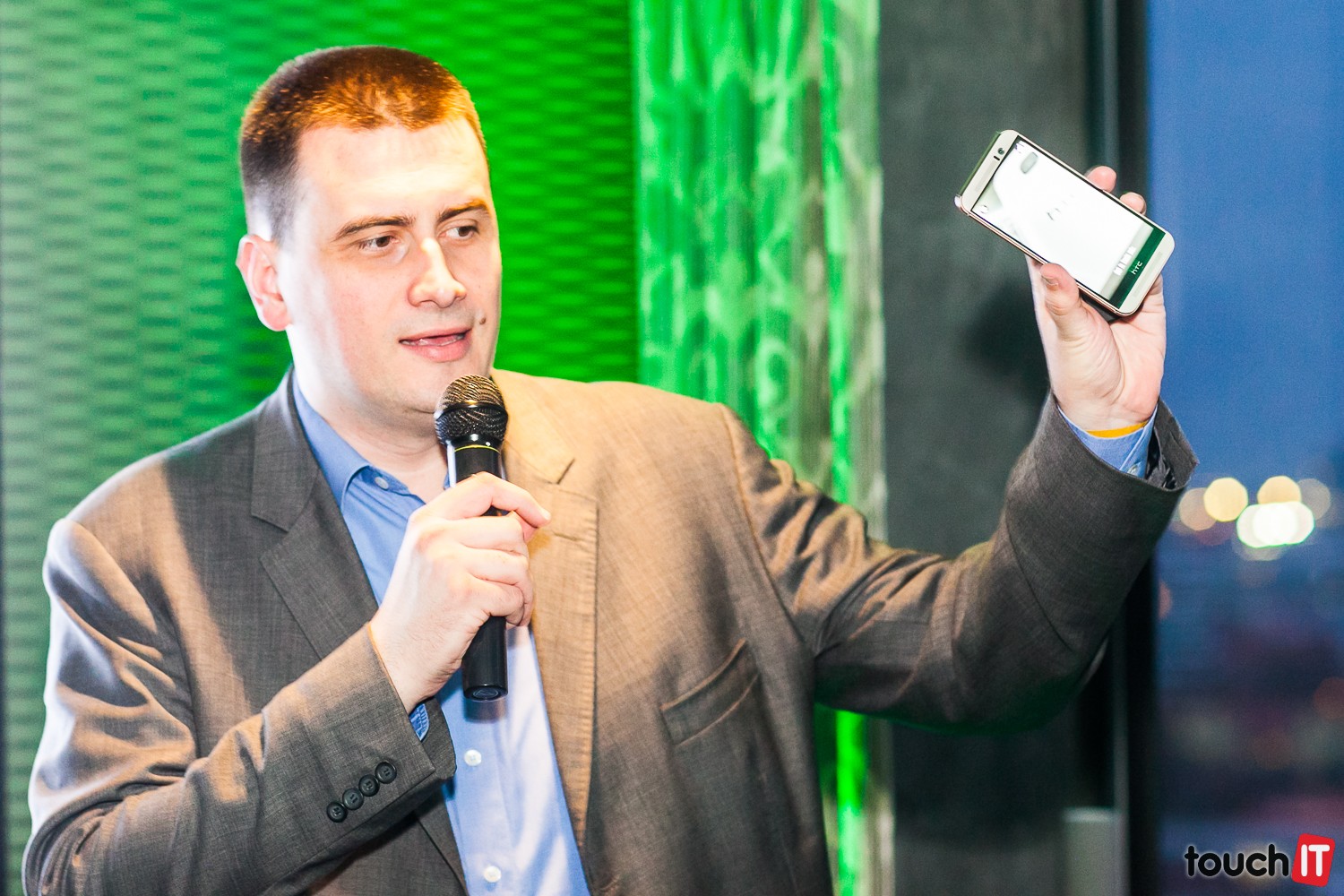 Video: HTC One M9 oficiálne predstavené na slovenskom trhu