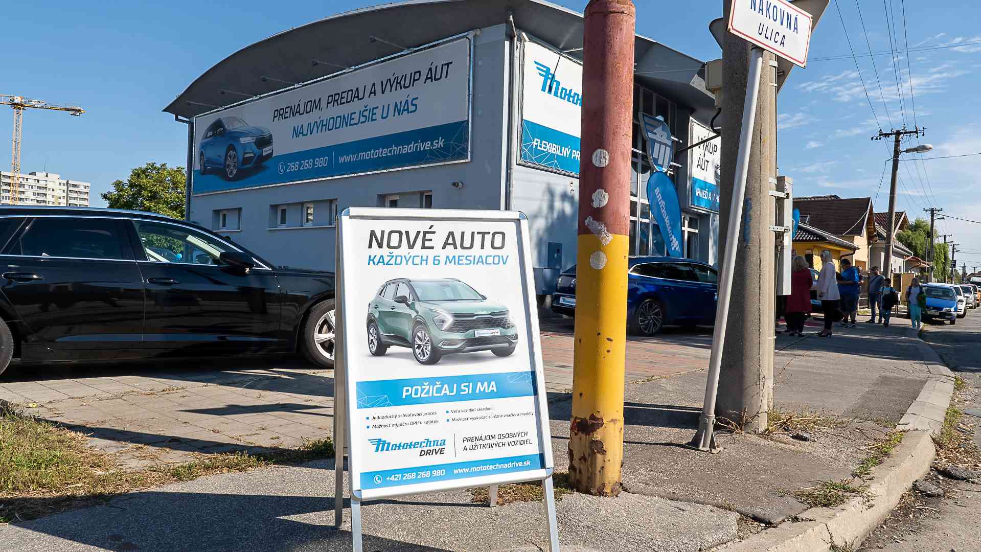 Takto si môžete požičať auto aj na kratšiu dobu a len do neho dopĺňate palivo