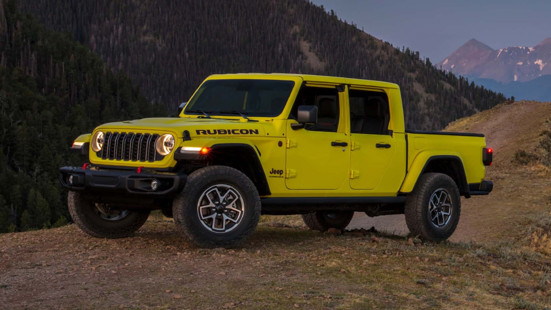 Jeep Gladiator dostane hybridné hnacie ústrojenstvo 4xe. Dokáže ním zaujať?