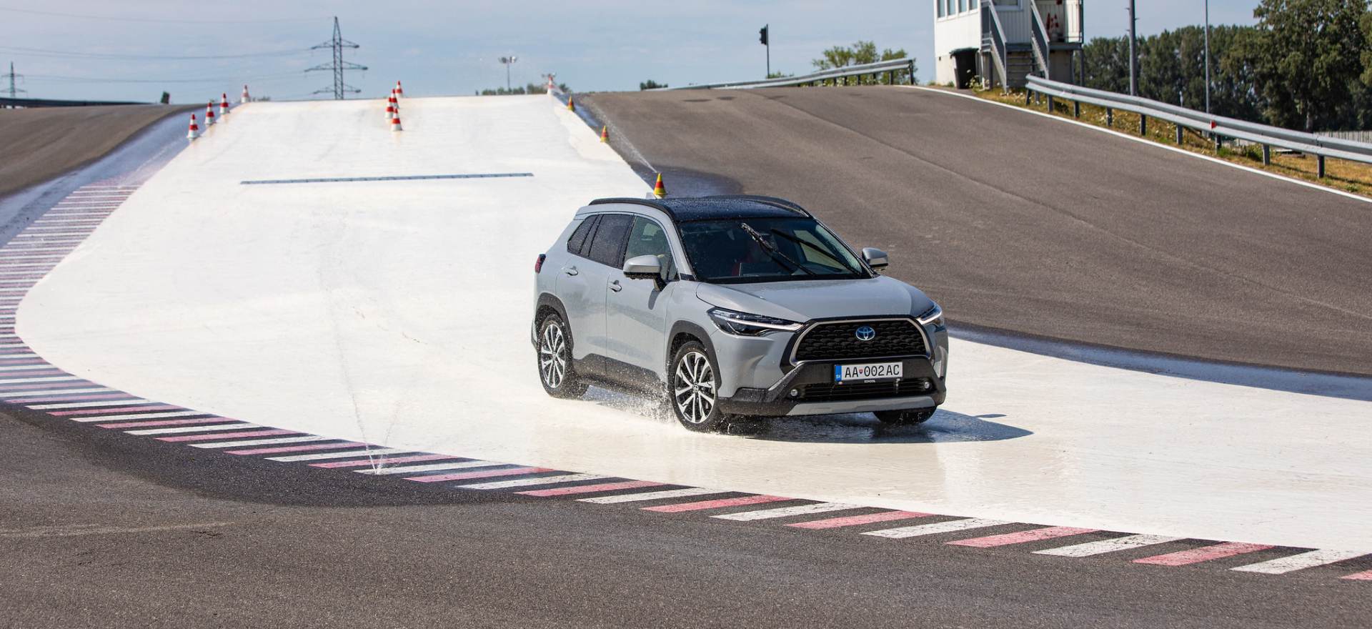 Toto sú najčastejšie chyby mladých vodičov. Ľahko sa dajú odstrániť