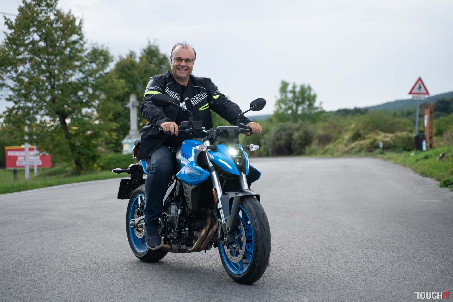Suzuki GSX-8S: štýlová motorka s výborným zvezením (VIDEO)