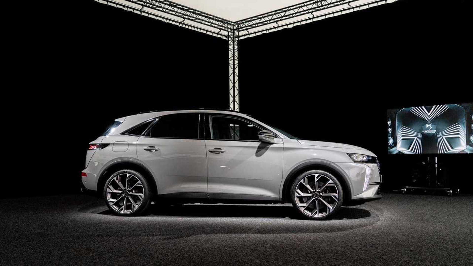 Stellantis pohrozil, že nerentabilné značky dostanú stopku. Ktorá zo 14 automobiliek to bude?