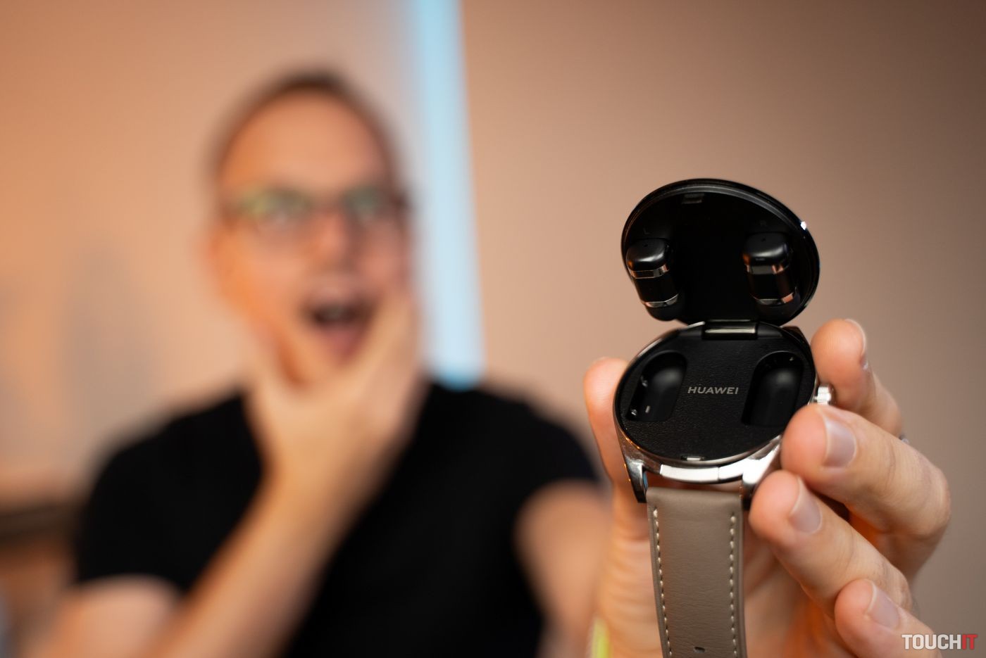 Huawei Watch Buds: Aké sú smart hodinky, ktoré majú v sebe slúchadlá? (RECENZIA)