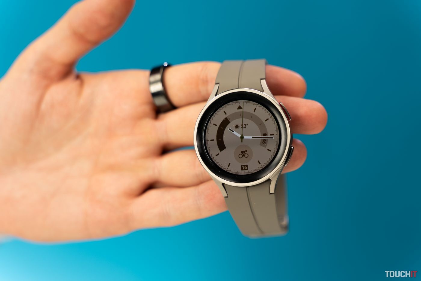 Smart hodinky Samsung Galaxy Watch už nebudete musieť resetovať, keď ich budete párovať s novým telefónom