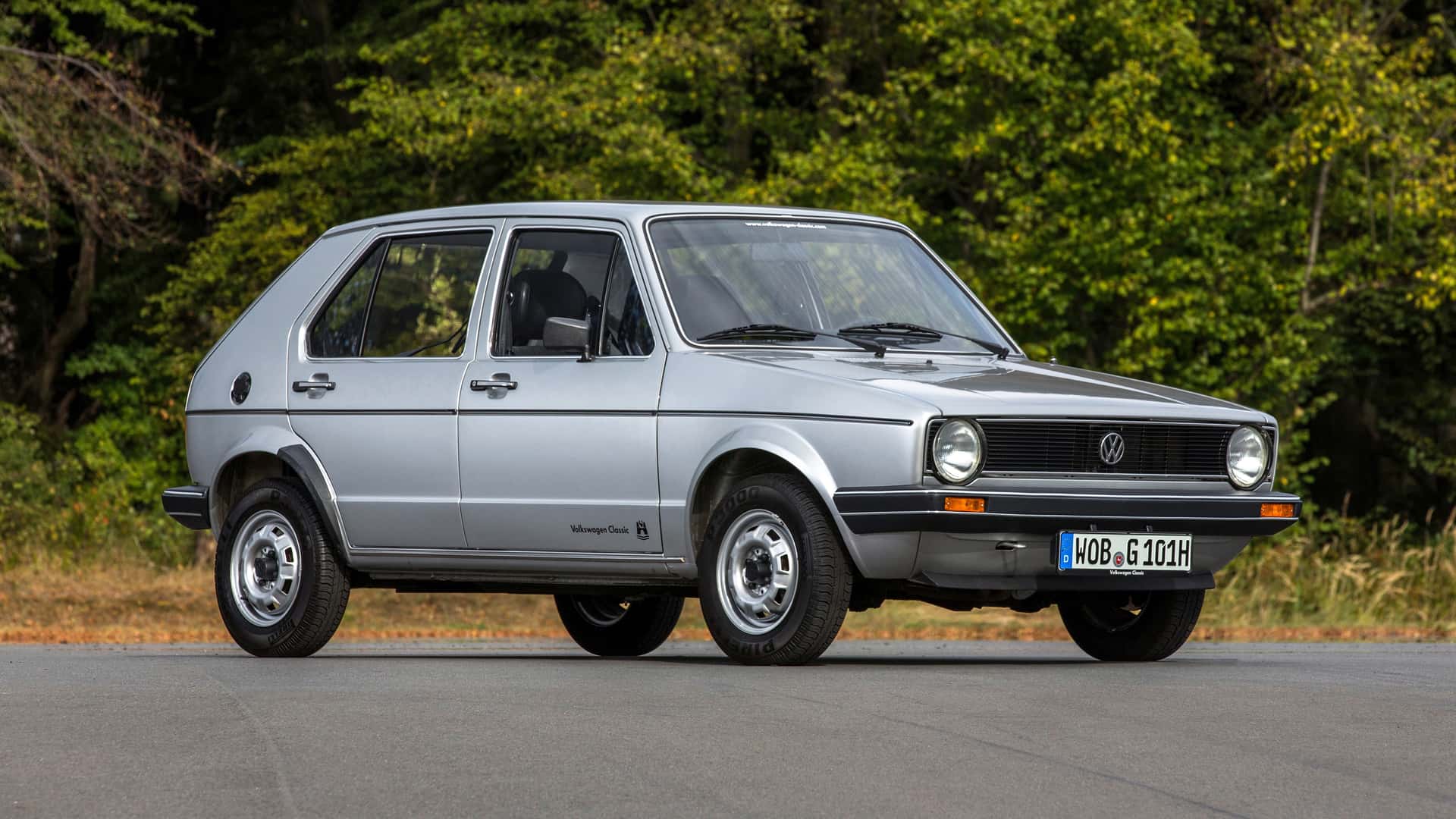 Volkswagen Golf oslavuje 50 rokov: Prvý kus bol oficiálne vyrobený 29.3.1974. Ktorá generácia je vaša najobľúbenejšia?