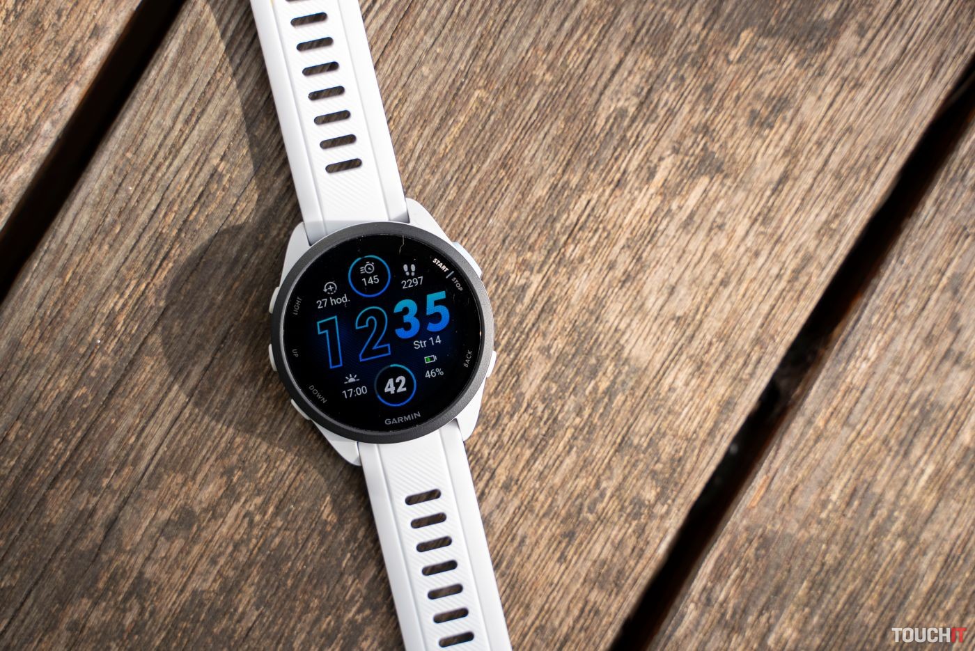 Garmin Forerunner 165 oficiálne: Na tieto hodinky čakali mnohí