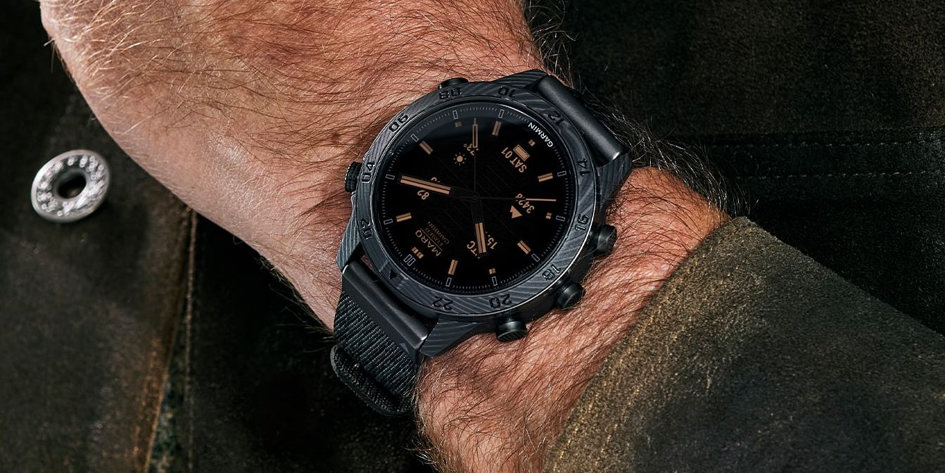 Garmin vyrobil luxusné hodinky z uhlíkových vlákien, ich cena láme rekordy