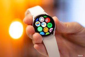 Táto aplikácia premení Wear OS hodinky na Bluetooth myš k počítaču či tabletu