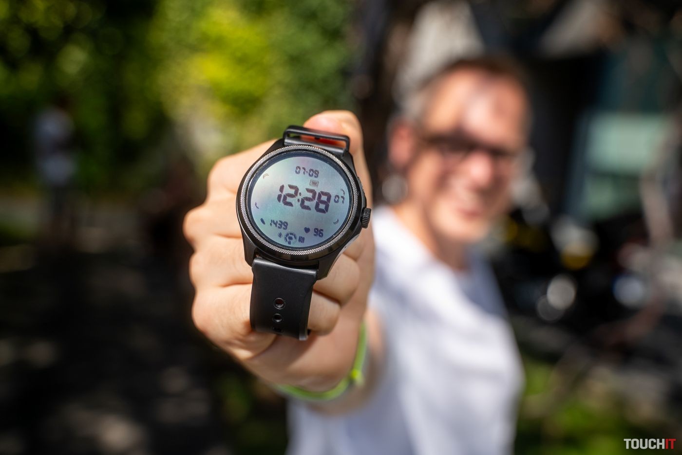 TicWatch Pro 5: Skvelá výdrž a výkon vo svete Wear OS hodiniek (RECENZIA)