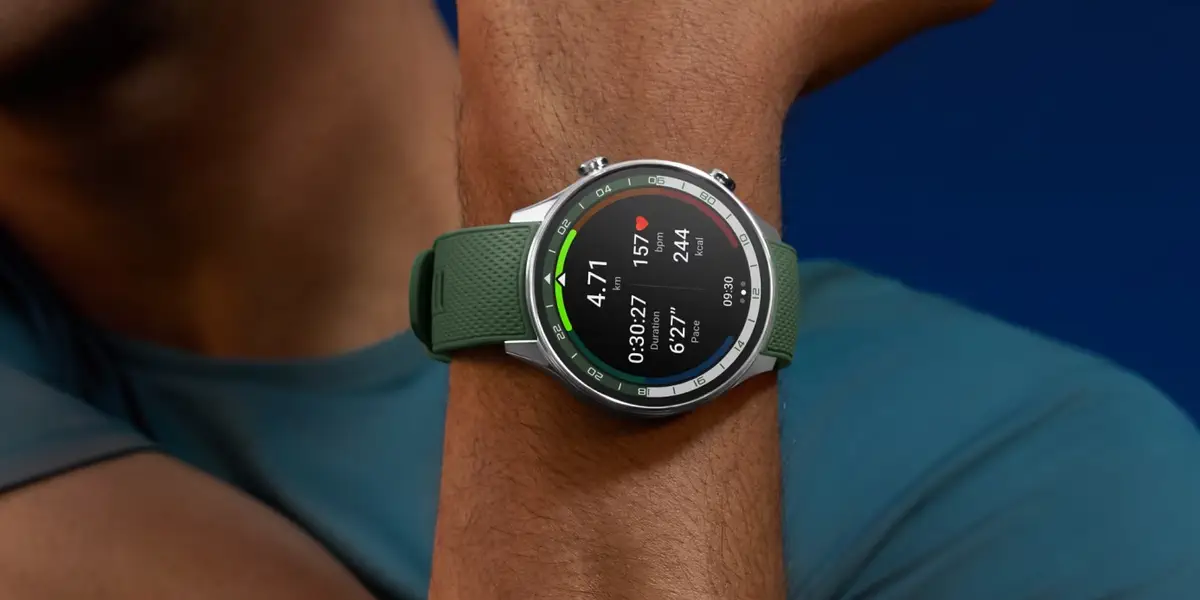 OnePlus Watch 2R oficiálne: Lacnejšia verzia obľúbených Wear OS hodiniek