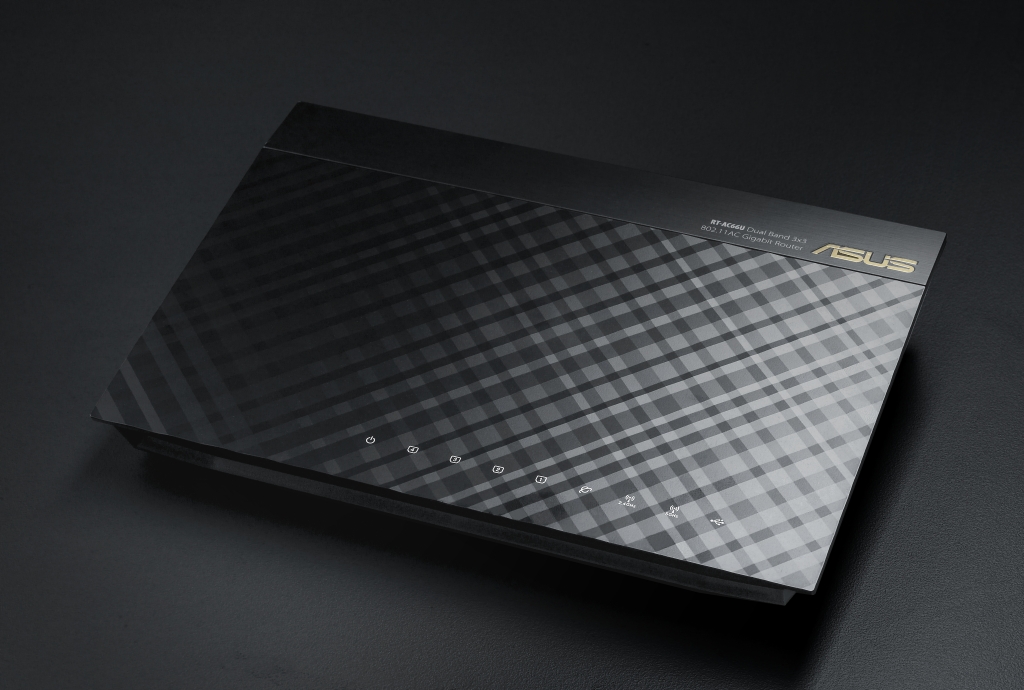 Rýchly internet s routerom a extenderom