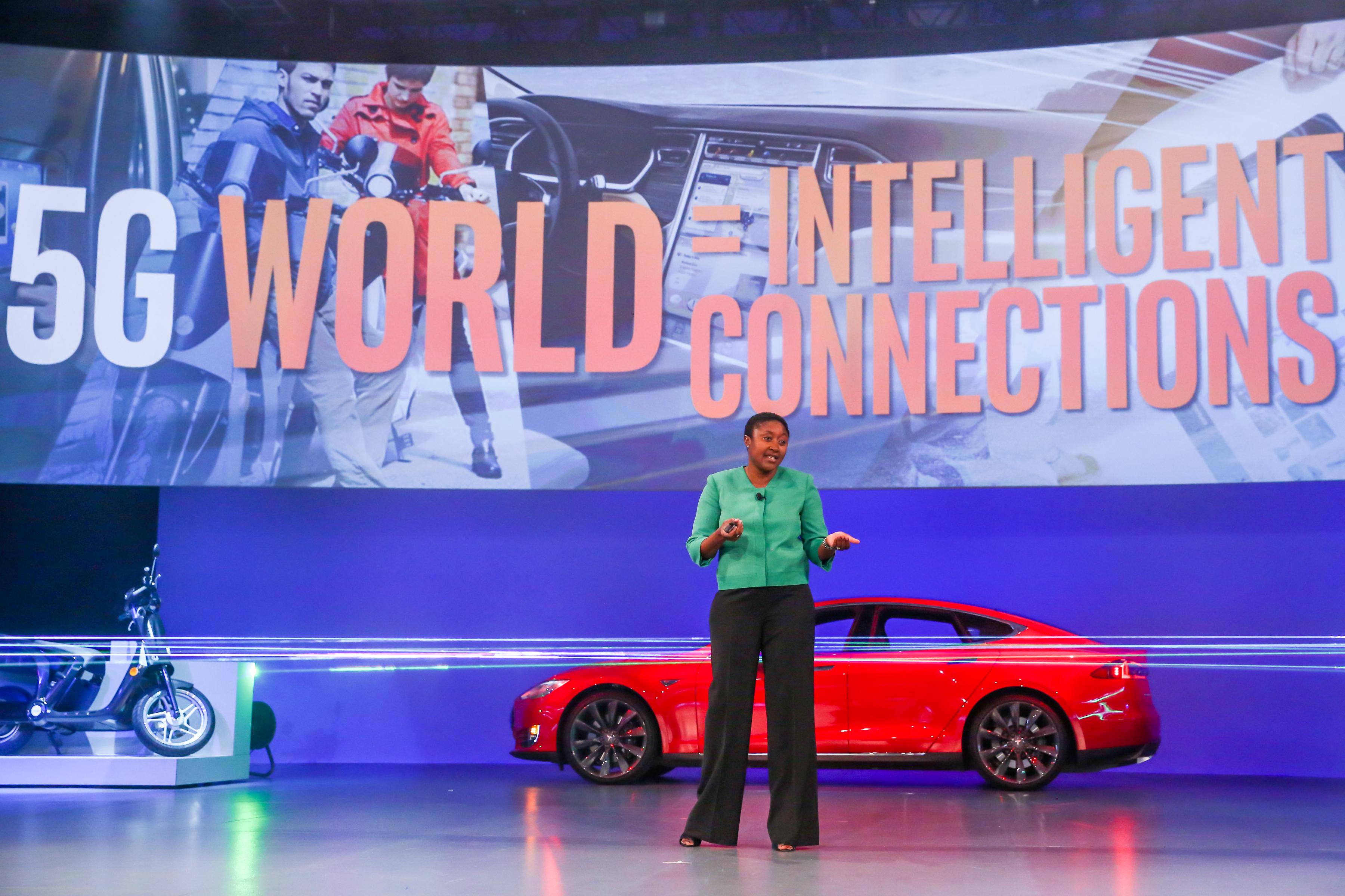 IDF 2015 Mega Session 5G:  Inovácie od klienta až po cloud