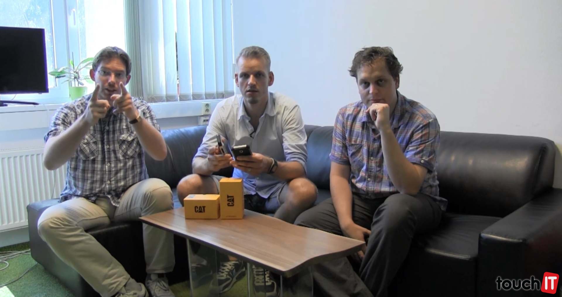 VIDEO touchIT: Zo zákulisia prípravy súťaže o telefón CAT