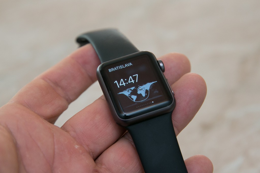 Hodinky Apple Watch boli u nás v redakcii a vzbudili zaslúženú pozornosť u majiteľov iPhonov