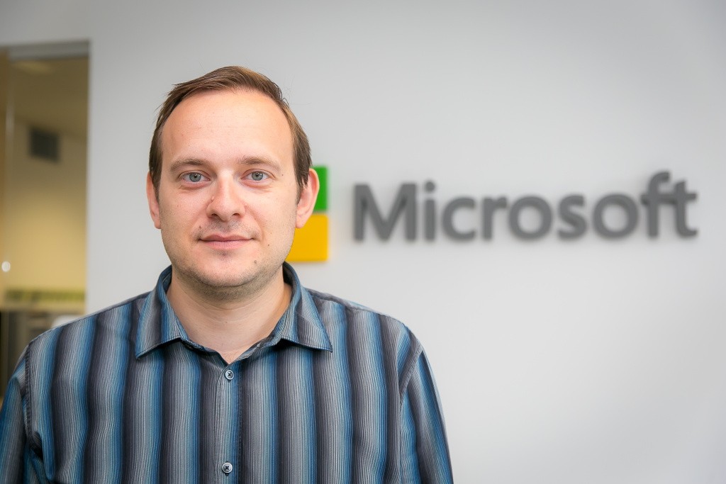 Peter Kmoško, Microsoft