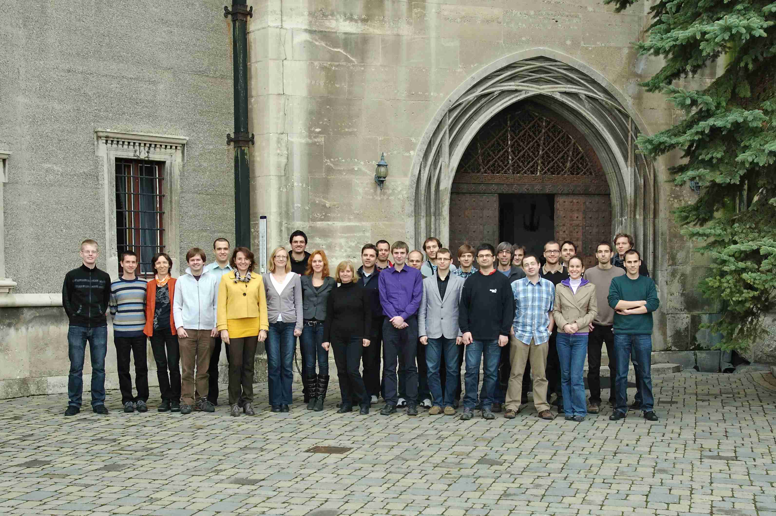 Vysokoškolský projekt PerConIK  zjednodušuje prácu programátorov a  prináša uznanie na medzinárodnej pôde