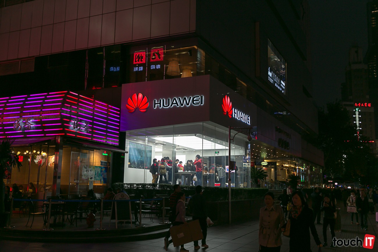 Na trati Hong Kong – Shenzen – Shanghai s Huawei. Časť 4
