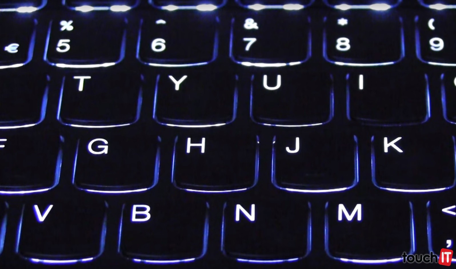 VIDEO touchIT: Zabijak Macbooku – Lenovo YOGA 900