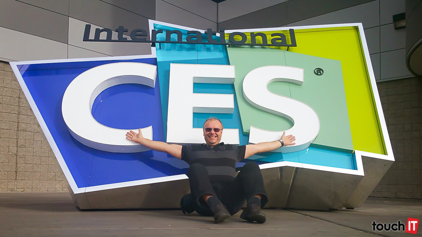 Výstava CES 2016 v relácii Teleráno na Markíze a na 24 hodín vo svete/TA3