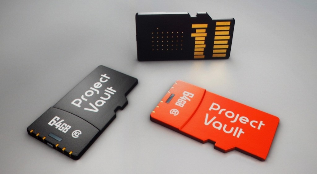 Univerzálny trezor projektu Vault v podobe minipočítača simulujúceho microSD kartu