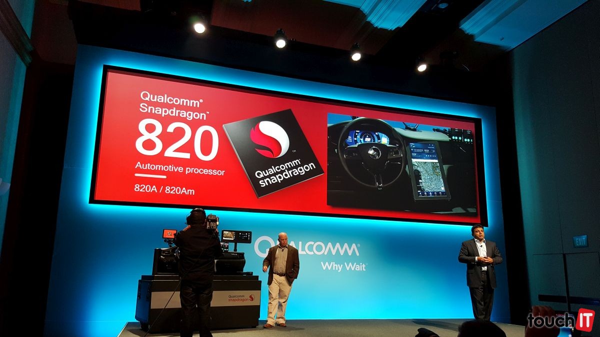 Aj Snapdragon 820 bude vo verzii pre automobily. V tomto prípade už "palubná doska" pripomína tablet ako v elektromobile Tesla
