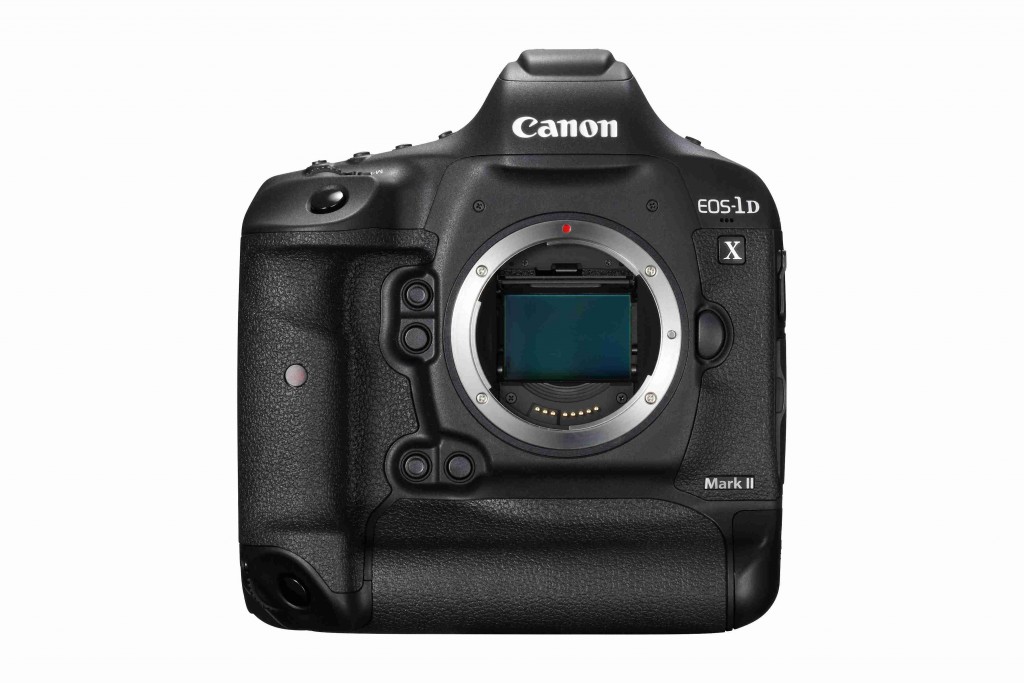 EOS 1D X Mk II BODY up FRT_nowat