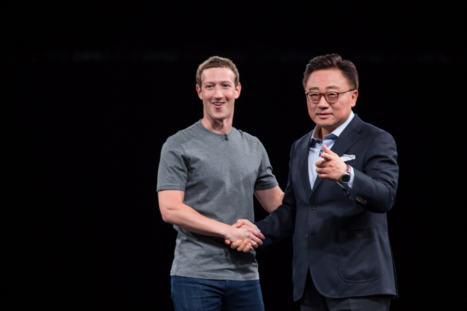 Hackeri sa dostali do účtov Marka Zuckerberga na Twitteri a Pintereste