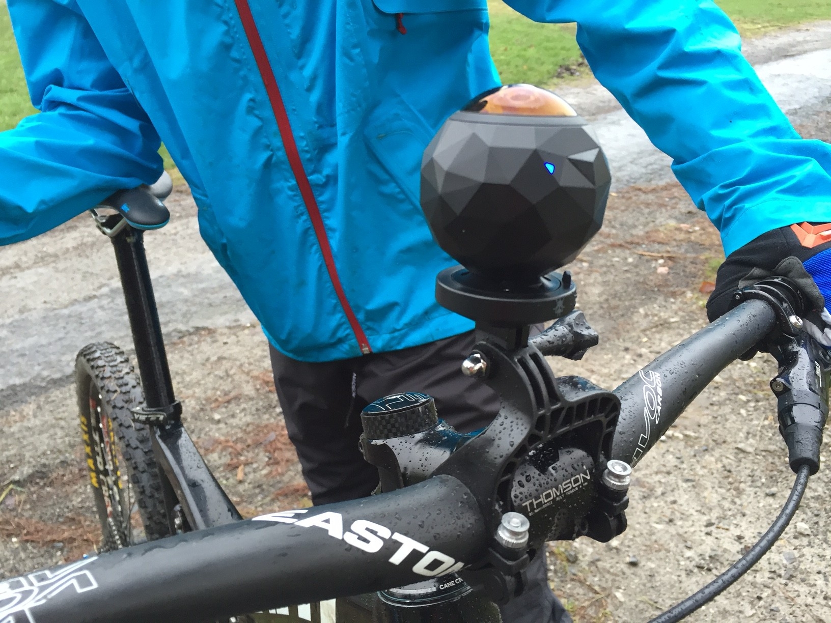 Takto sa dá kamera umiestniť na bicykel
