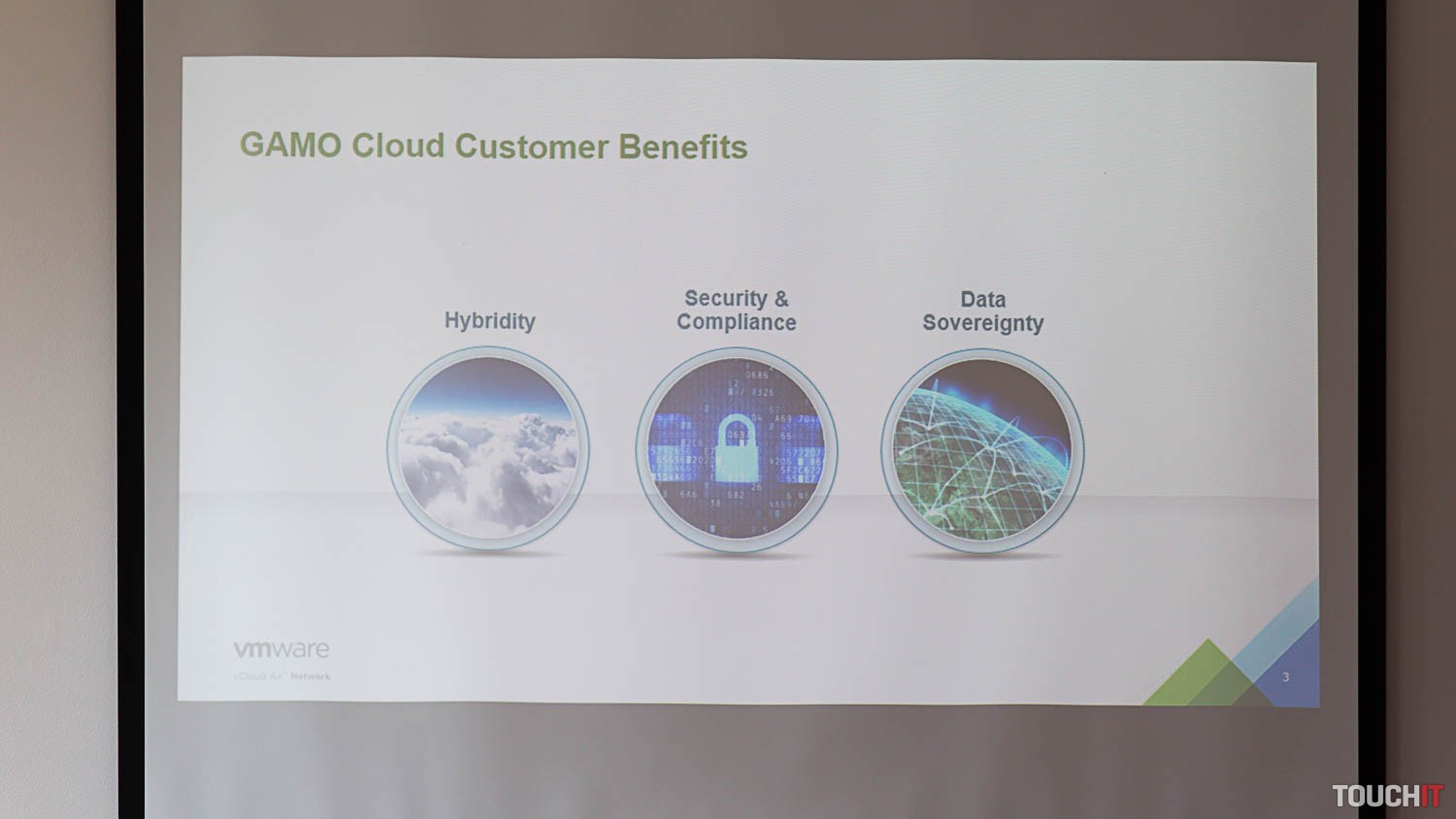 VIDEO TOUCHIT: Ako funguje lokálny slovenský cloud?