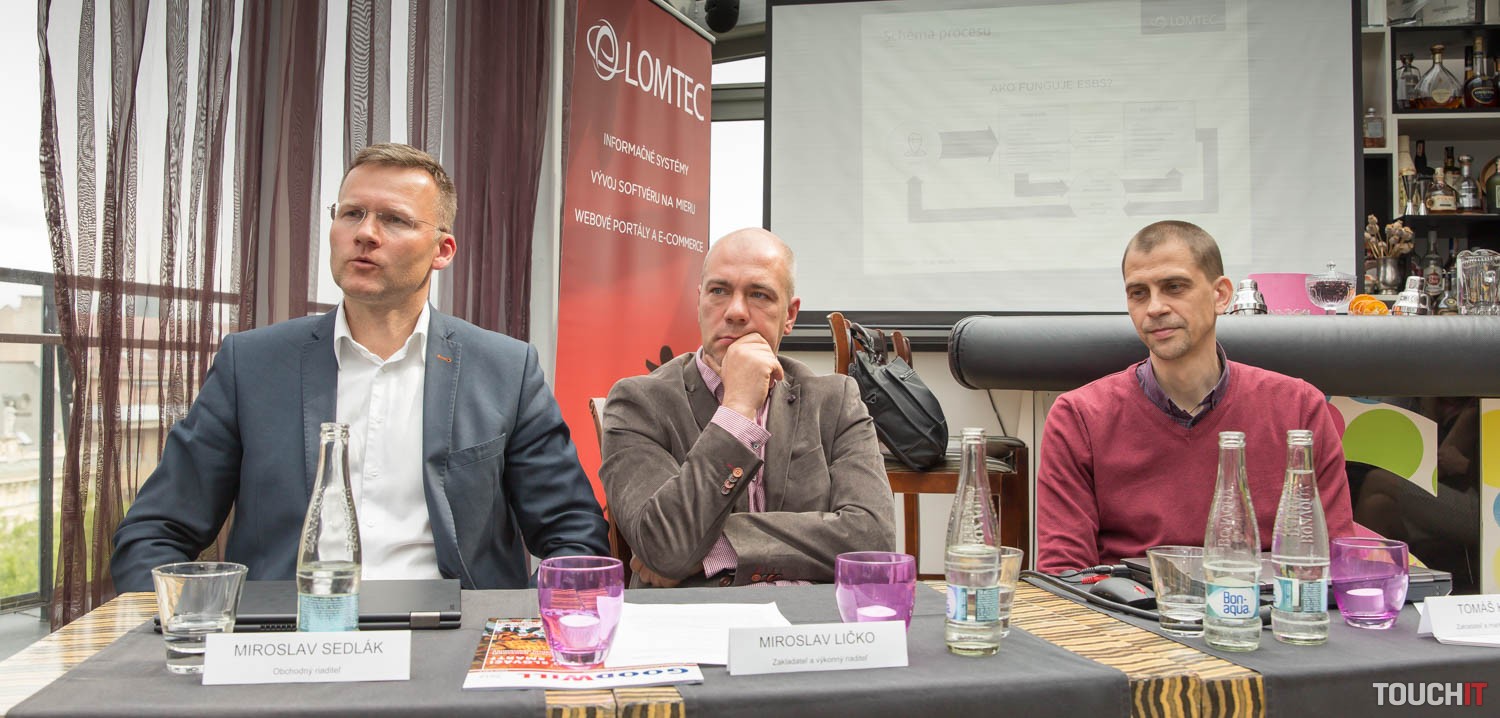 Lomtec: Pri uchádzaní sa o  elektronické služby v Bratislave a Košiciach sme nedali nikomu žiadne všimné