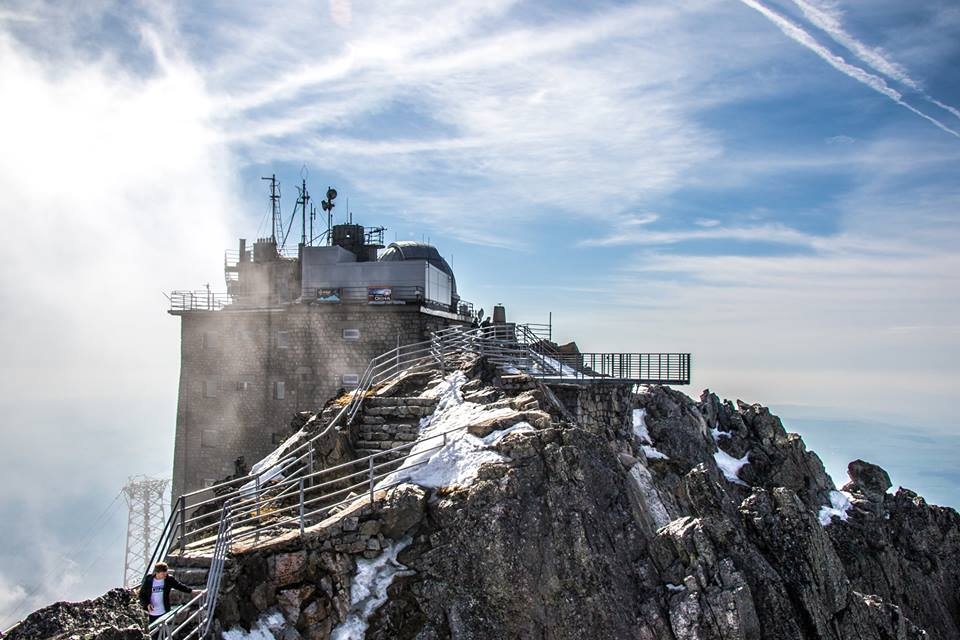 Najvyššie položená LAN party na svete v LoL sa uskutočnila na vrchole Lomnického štítu