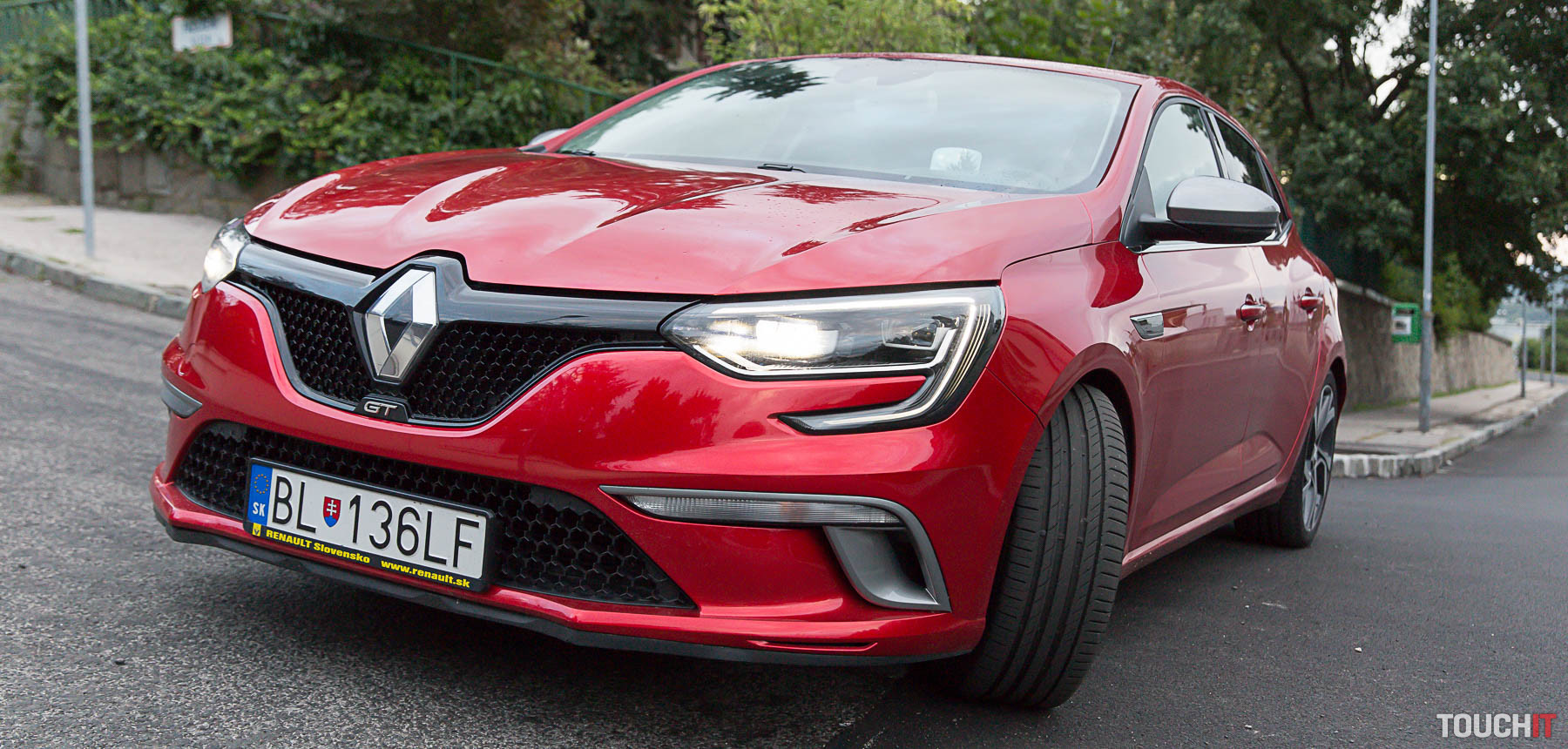 VIDEO TOUCHIT: Renault Mégane GT