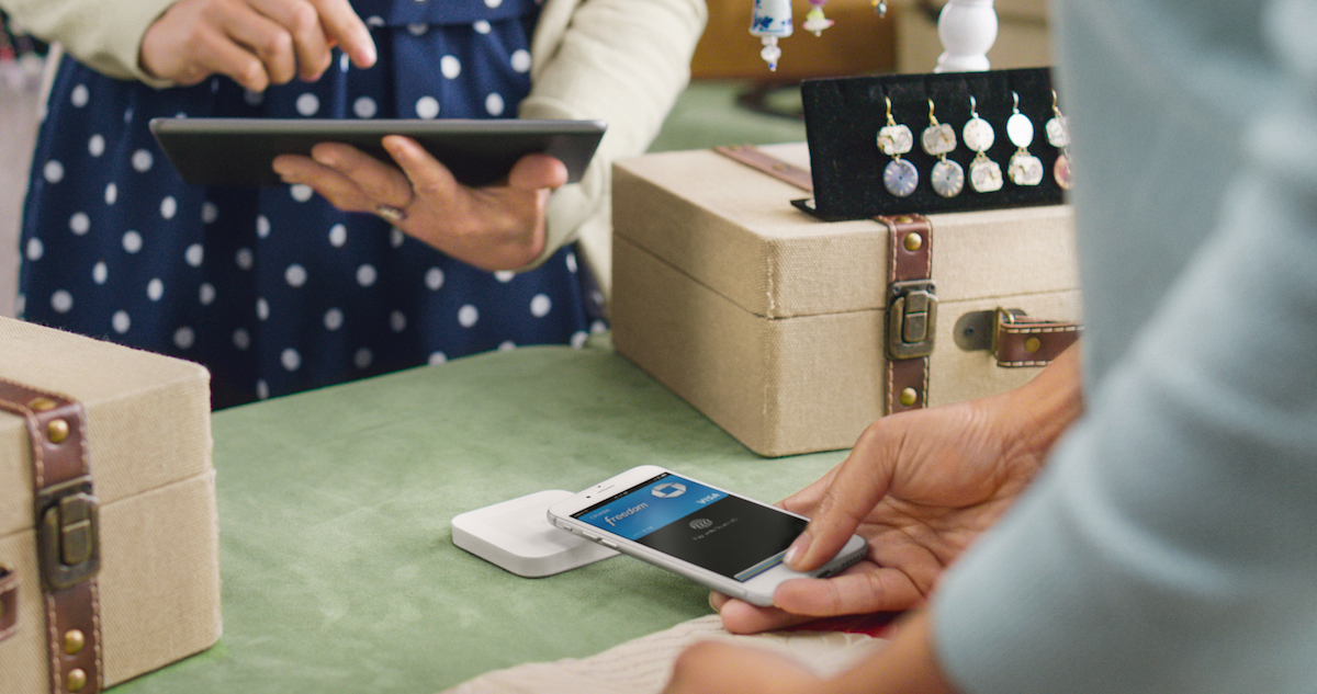 Štúdia ukazuje, že keď sa platí cez Apple Pay, sprepitné je vyššie