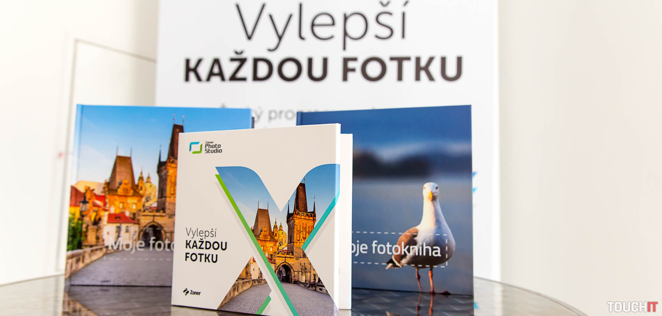 Prekvapenie: Zoner Photo Studio X prináša vrstvy, fotoknihy z vlastných fotiek a prechádza na formu prenájmu na rok