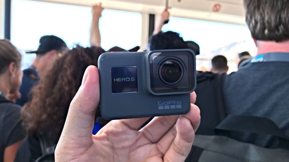 VIDEO TOUCHIT: Kamera GoPro Hero 5 a dron Karma na výstave Photokina