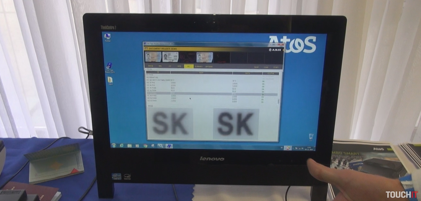 VIDEO TOUCHIT: ATOS predstavil systém na kontrolu dokladov