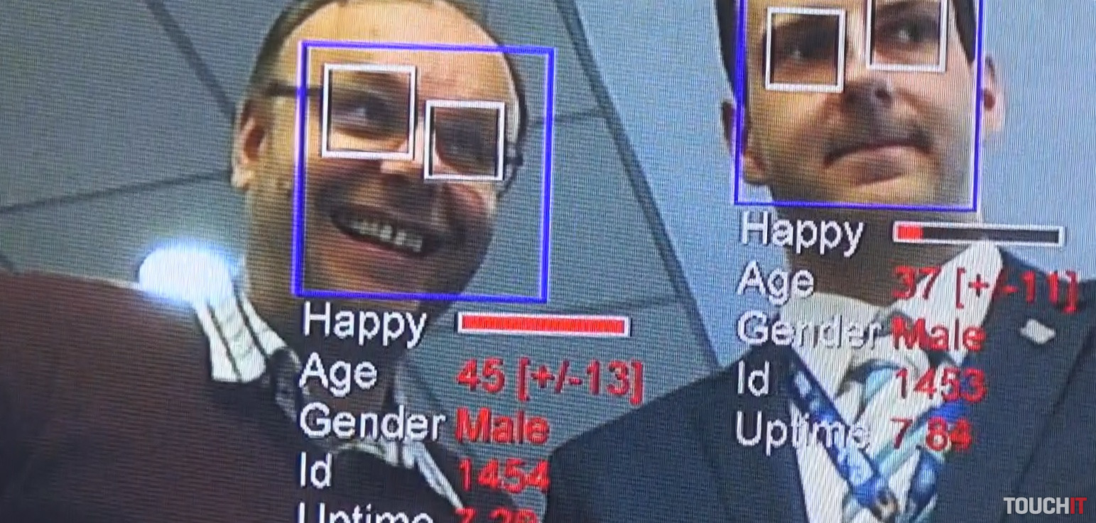 VIDEO TOUCHIT: ATOS ukázal odhad veku a nálady človeka z kamery v notebooku